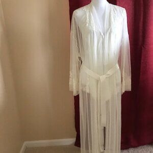 VTG VICTORIA'S SECRET LACE AND SATIN BRIDAL SET